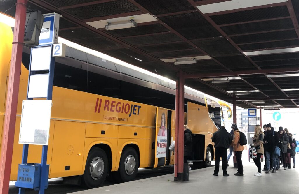 捷克CK小鎮景點 | 克魯姆洛夫 Český Krumlov,不用開車就能前往! 3 捷克CK小鎮客運