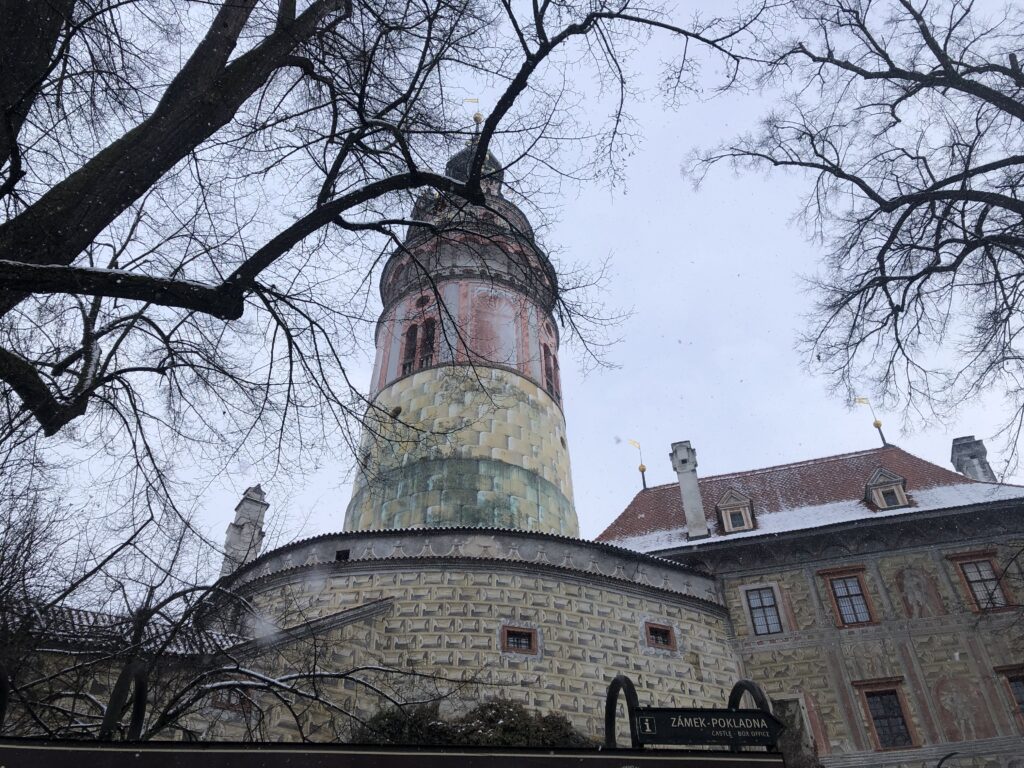 捷克CK小鎮景點 | 克魯姆洛夫 Český Krumlov,不用開車就能前往! 11 捷克CK小鎮景點
捷克CK小鎮彩虹塔