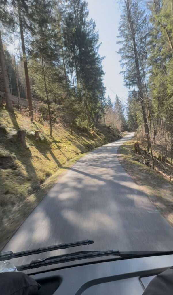 德國旅遊 新天鵝堡公車 新天鵝堡（Schloss Neuschwanstein）德國公車 德國黑森林 德國公車