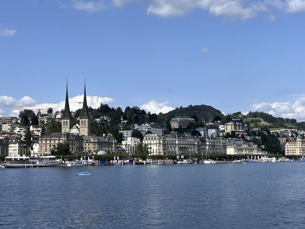 瑞士琉森Lucerne / Luzern|夢幻小鎮6大必訪景點大公開! 8 琉森湖 Lake Lucerne
瑞士琉森Lucerne 瑞士琉森Luzern Lucerne景點