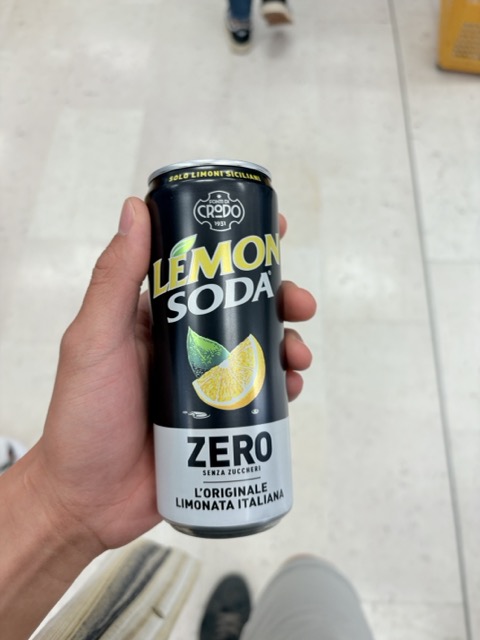 19種歐洲零食推薦&評價|哪些值得買?一次告訴你 10 歐洲零食 歐洲必買 歐洲必買伴手禮 Crodo-lemon soda