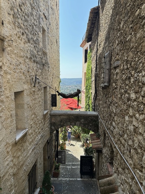 南法聖保羅Saint-Paul-de-Vence:不只是藝術之村,還有延續百年的聖嘉蘭節 5 中IMG 1874